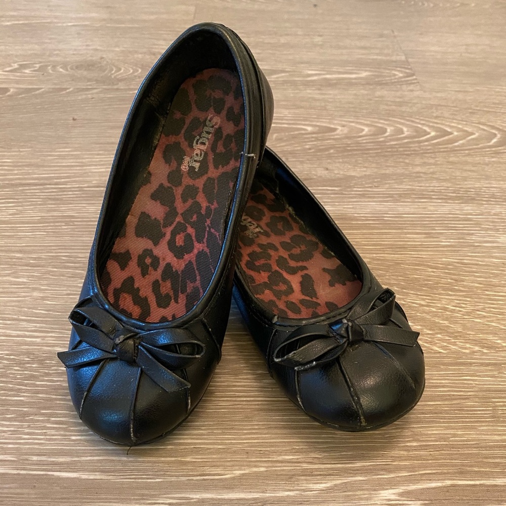 Girls flats